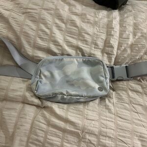Camo lululemon belt bag